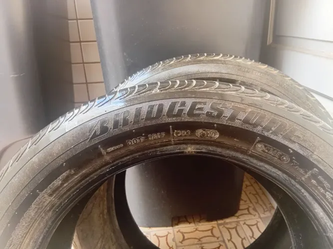 Pneu usado aro 16