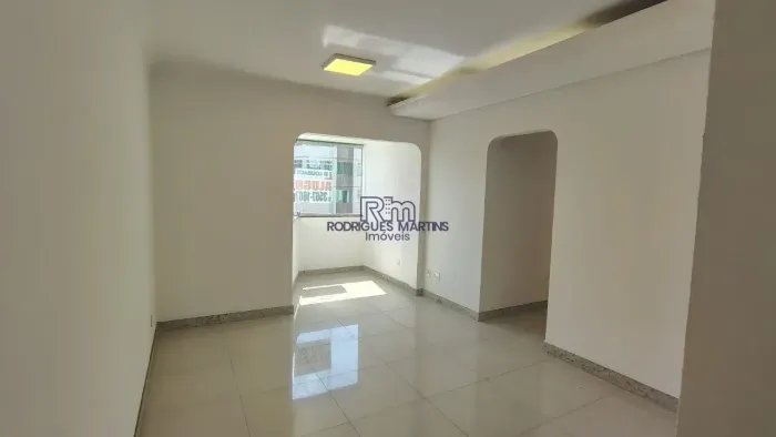 Apartamento à venda com 03 quartos no bairro Caiçara