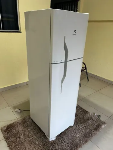Geladeira Electrolux 350 litros frost free ((ENTREGO GRÁTIS))