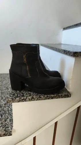 Bota cano curto