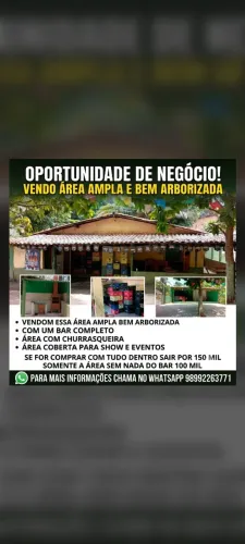 Vendo essa área com um bar com uma grande área ao ar livre
