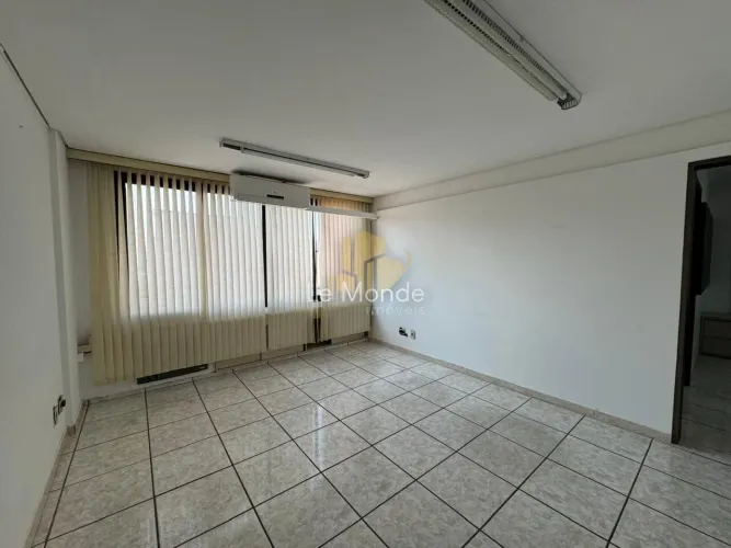 Sala à venda, 40 m² por R$ 185.000 - Centro - Curitiba/PR.