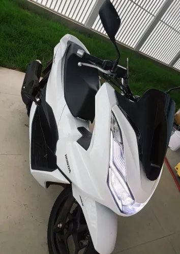 ?MOTO HONDA PCX ? LINDA E NOVINHA! ?