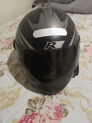 capacete pro Tork nunca usado, vai junto com o intercomunicador 