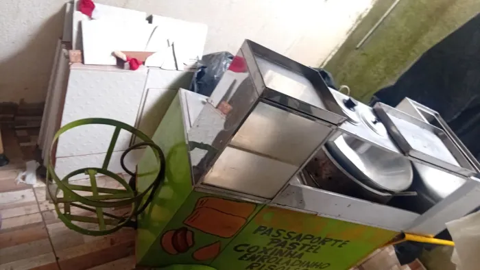Vende se carinho de fritura por 750 reais