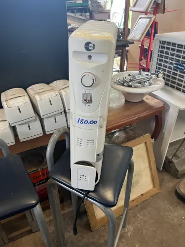 AQUECEDOR ELÉTRICO A ÓLEO