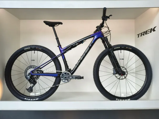 Promoção Trek Supercaliber 9.7 GX AXS T-Type OKM