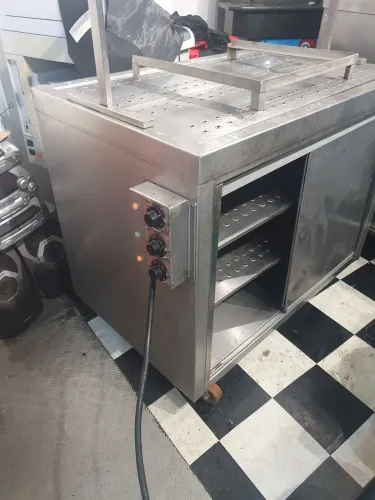 Balcão aquecido