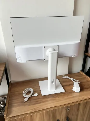 Vendo monitor led giratório golden tech