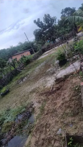 Vende-se terreno medindo 10x30, estrada de Mosqueiro, comunidade Ana Júlia...