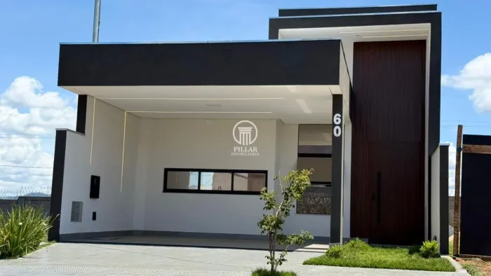CASA À VENDA NO CONDOMÍNIO VILA SEGURA  MONTES CLAROS/MG