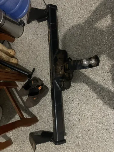 Vendo engate e tenho também um pneu traseiro da biz