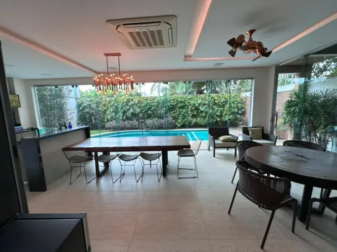 RENAISSANCE, 360M2, 4 SUÍTES, PISCINA, CHURRASQUEIRA, AREA GOUMERT CLIMATIZADA