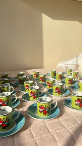 Jogo de pires e xícara de café 22 unidades