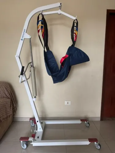 Guincho Dellamed D5000 - Elevação Manual de Acamados até 180 Kg usado
