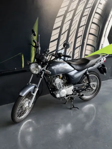 Suzuki GS120