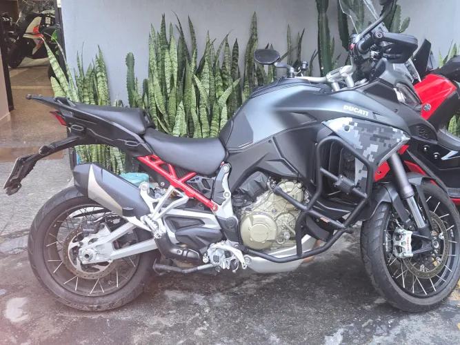 Ducati Multstrada V4