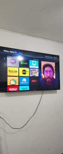 Tv Philco 50" com Roku integrado