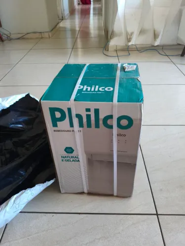 Bebedouro de 20 litros da Philco PBE11 (turbo compressor) novo lacrado, na caixa !