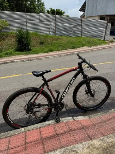 Vendo bike aro 29 com 24 velocidades