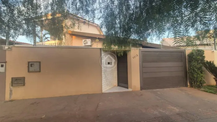 CASA COM PISCINA VILA SOBRINHO
