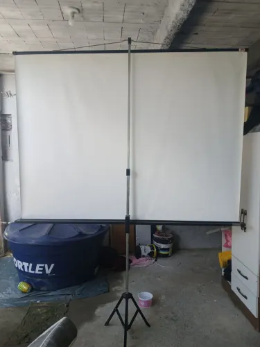 TELAO 3M 1.90 X 2 20 EQUIVALENTE A UMA TV DE 115 POLEGADAS!!! IDEAL PARA JOGOS, FILMES