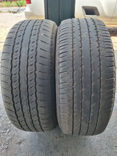 Pneus 265 60 18 Bridgestone (meia-vida)