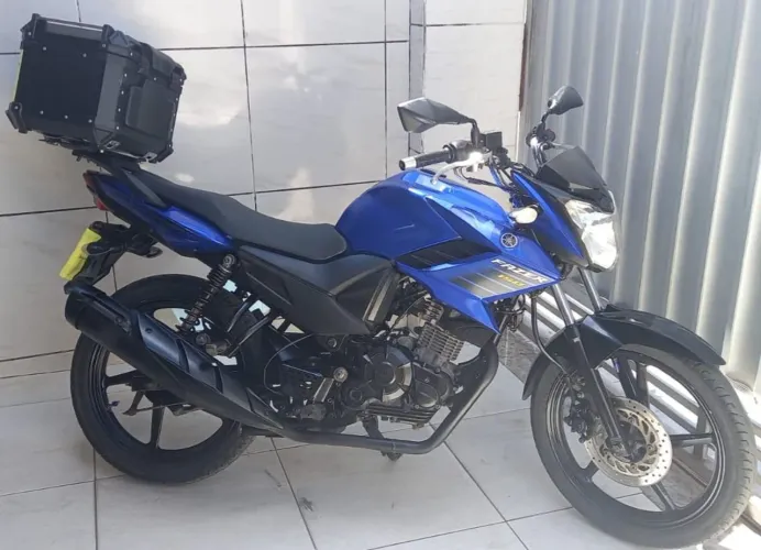 Vendo ou troco honda elite conservada