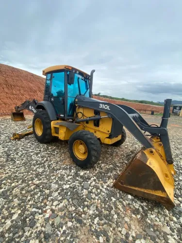 Retroescavadeira John Deere 310L 2020