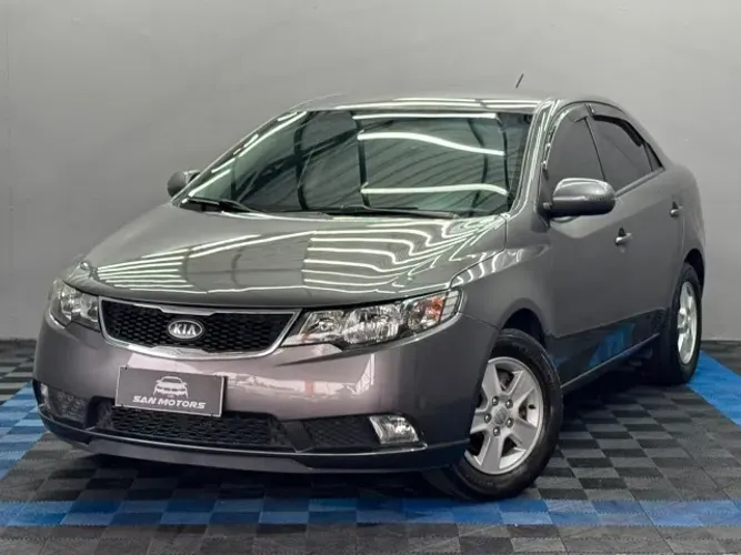 Kia Motors Cerato 1.6 16V Mec. 2013