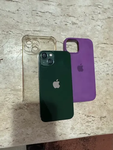 iPhone 13 - impecável