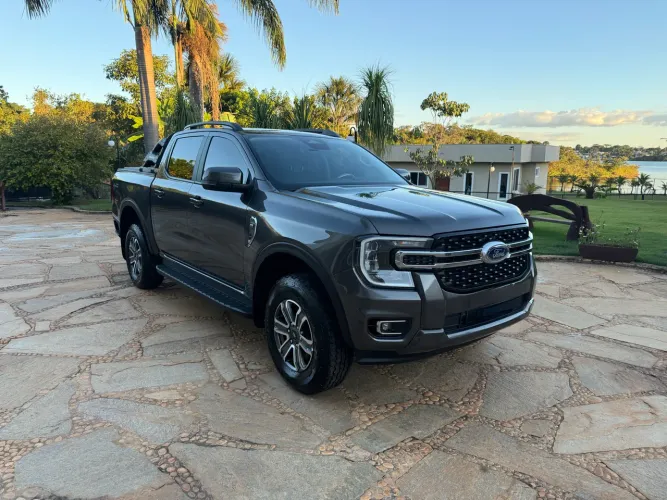 Ford Ranger XLT 3.0 V6 4X4 CD TB Die. Aut. 2025