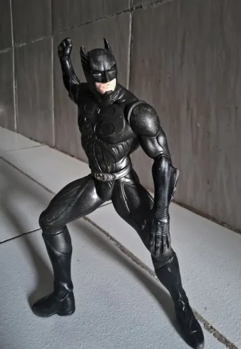 Boneco Batman 20 cm 