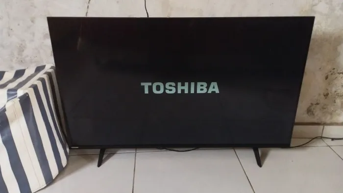 Tv Toshiba 43 polegadas smart 