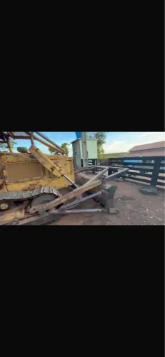 Trator de esteira Caterpillar D5