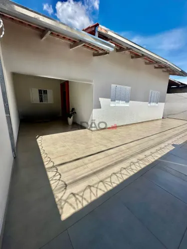 SOBRADO Sobrado com 4 Quarto(s) e 1 banheiro(s) à Venda, 215.44 por R$ 700000.00 no setor