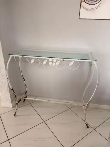 Aparador branco usado