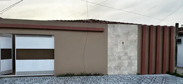Casa à venda no Centro de Moju