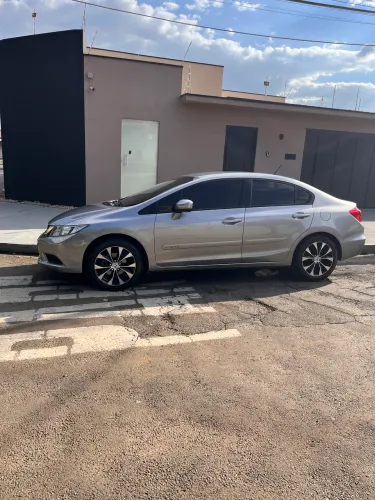 Honda Civic Sedan LXR 2.0 Flexone 16V Aut. 4P 2015