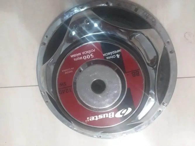 Auto falante buster