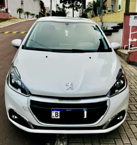 Peugeot 208 Active Pack 1.2 Flex 12V 5P Mec. 2017