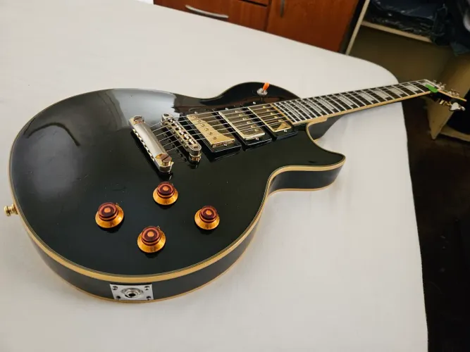 Epiphone Les Paul Black Beauty