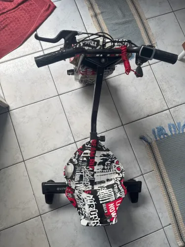 Patinete Elétrico Drift Trike Luxor com Banco