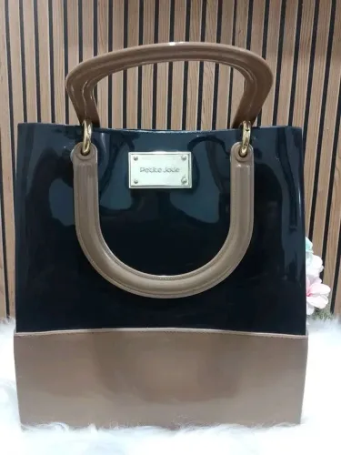 bolsa de mão Petite Jolie em verniz