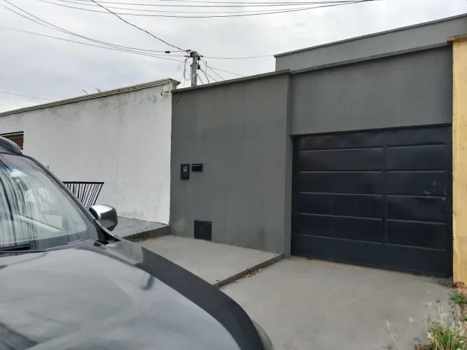 Aluga-se casa residencial São Marcos goiania