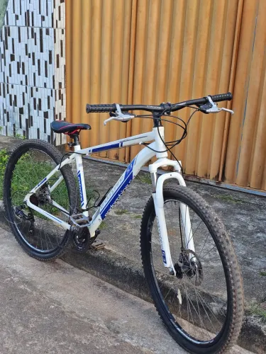 Bike aro 29 leia descrição