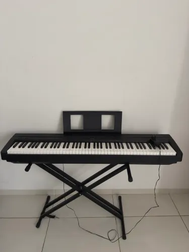 Teclado musical - Yamaha P45