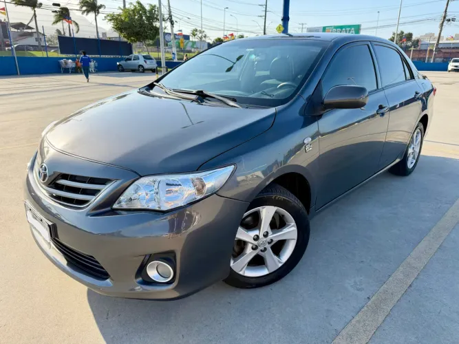 Toyota Corolla GLI 1.8 Flex 16V Aut. 2014