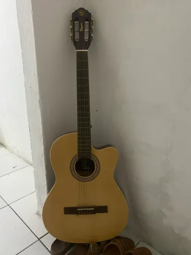 VIOLÃO NOVO