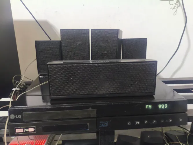 Home theater Blu-ray LG 1000w funcionando perfeitamente
